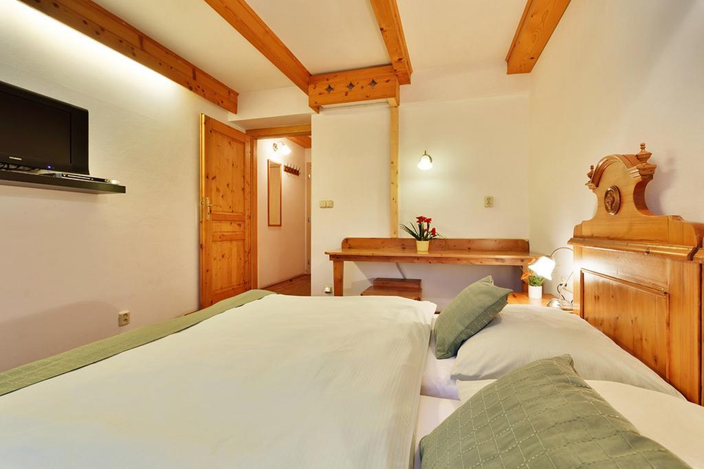 Penzion U Kriveho Psa Frýdek-Místek Habitación foto