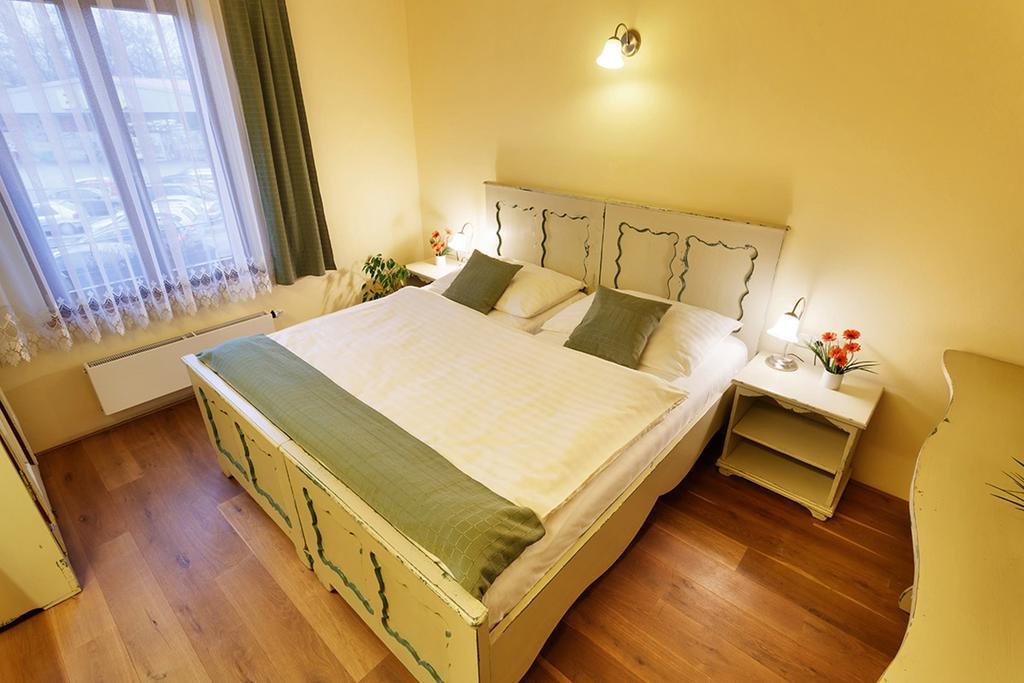 Penzion U Kriveho Psa Frýdek-Místek Habitación foto